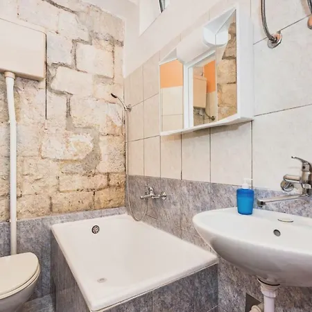 Ivona ゲストハウス スプリト