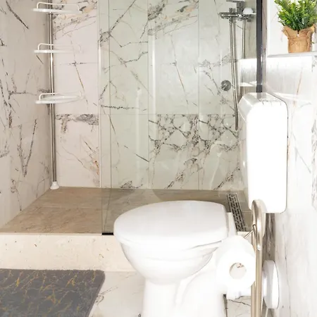 بيت ضيافة Ivona 3*