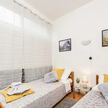 بيت ضيافة Ivona