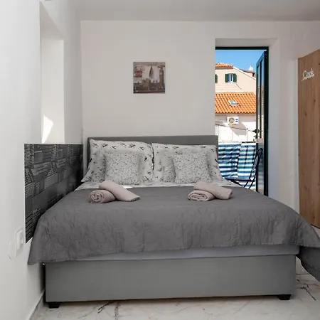 Ivona Guest house 3*